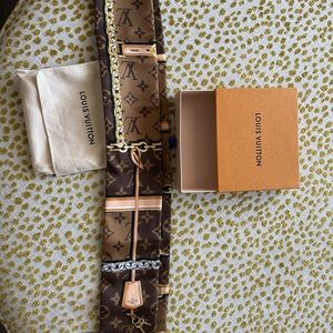 Louis Vuitton: New monogram confidential Bandeau